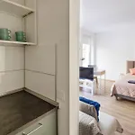 דירה With Terrace And A Free Parking דיסבורג