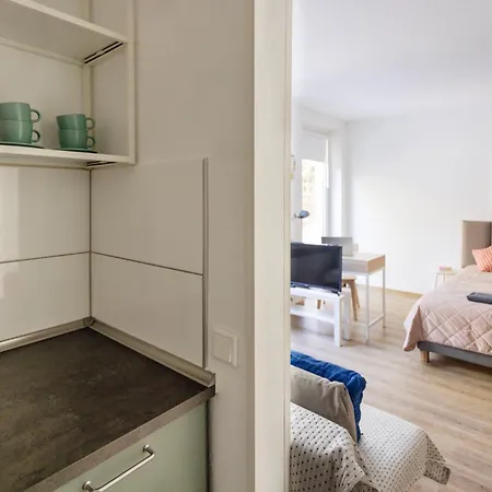 Apartment With Terrace And A Free Parking Duisburg
