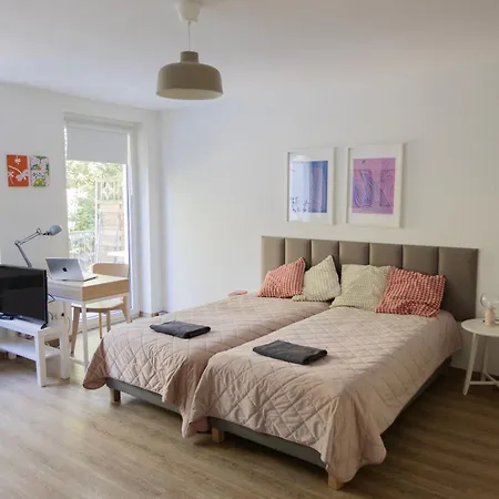 Διαμέρισμα With Terrace And A Free Parking Ντούισμπουργκ